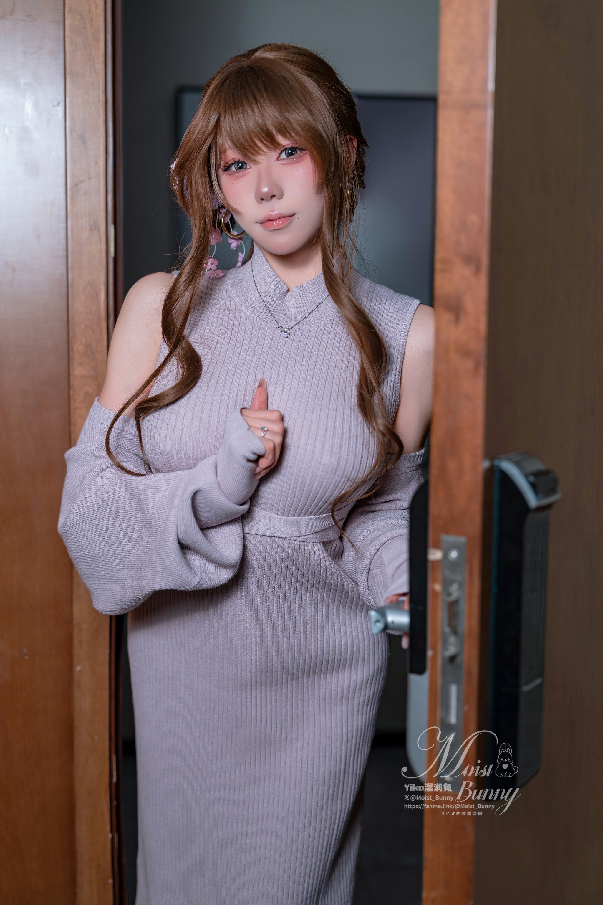 咬一口兔娘 – NO.265 (Yiko湿润兔) 2026年01月订阅 在丈夫身边[124P3V]-XikXak